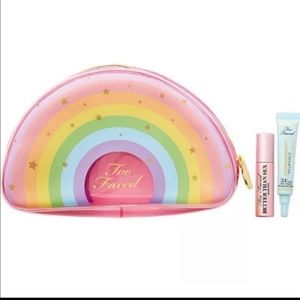 Peace love and 🦄 unicorns Too Faced 🌈